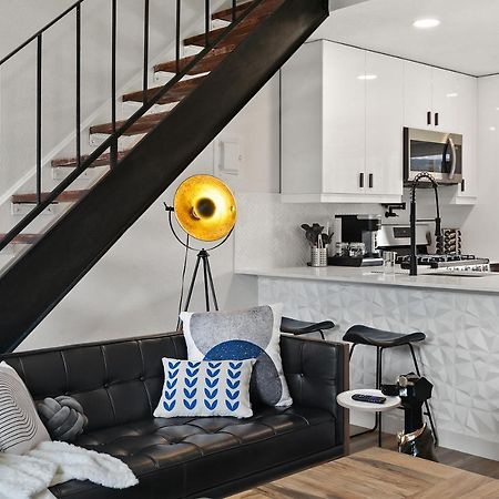 דירות Contemporary Couples Getaway Near Austin Favorites - Loft 21 מראה חיצוני תמונה