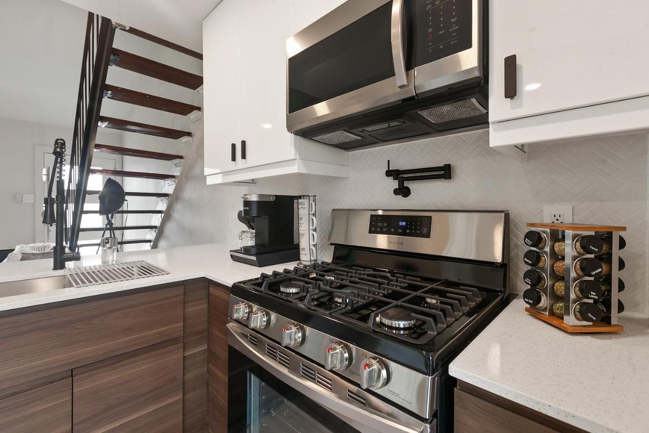דירות Contemporary Couples Getaway Near Austin Favorites - Loft 21 מראה חיצוני תמונה